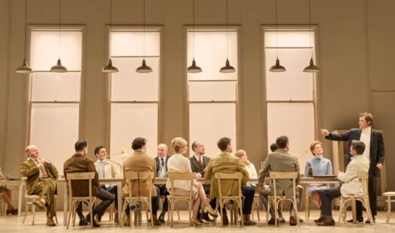 The-Motive-and-the-Cue-Cast-2-West-End-Photo-Mark-Douet